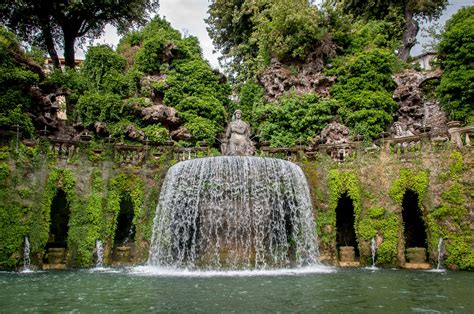 The Renaissance gardens οf the Villa d’Este in Rome, Italy — BARBARA ...