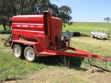 Bromar 36 bag twin feed out bin | Livestock Equipment - Livestock