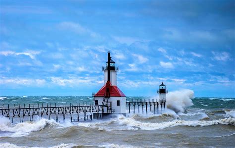 Download Horizon Storm Wave Sea Ocean Man Made Lighthouse HD Wallpaper