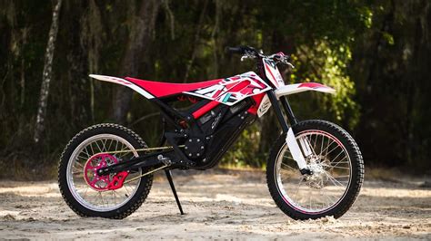 2024 Talaria Sting R Mx4 Review - Yoshi Carmelle