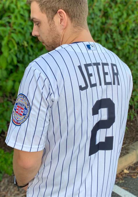 Derek Jeter Yankees Replica HOF Patch Jersey | Derek jeter yankees, New york yankees, Derek jeter