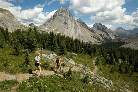 14 Day Hikes with Jaw-Dropping Views in Canmore and Kananaskis Country ...