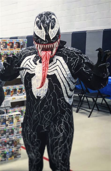 Check out my Venom cosplay, did a blend of the classic with the movie version : r/thevenomsite