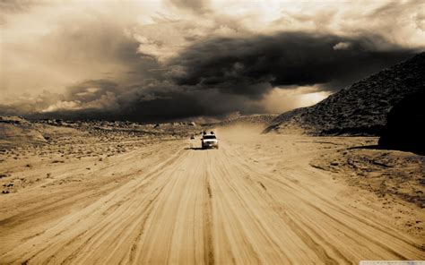 Desert Car Wallpapers - Wallpaper Cave