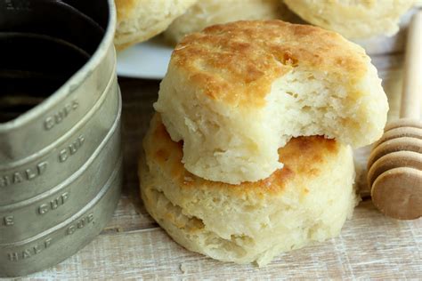 3-Ingredient Buttermilk Biscuits | Southern Style Fail-proof Recipe