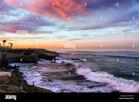 San diego sunset hi-res stock photography and images - Alamy