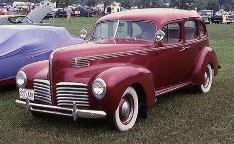 1940 Hudson DeLuxe - Information and photos - MOMENTcar