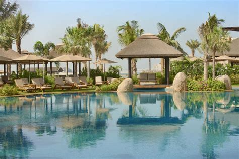 Sofitel Dubai The Palm Resort & SPA - Beach & Pools