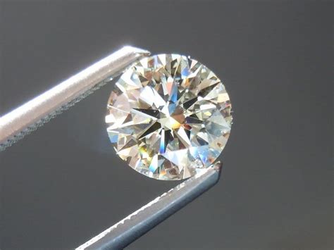 0.90ct K VS2 Round Diamond Ring