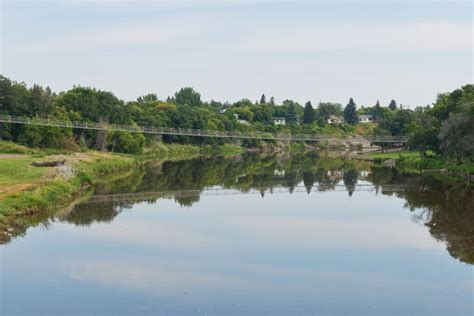 15 Amazing Places to Visit in Manitoba, Canada