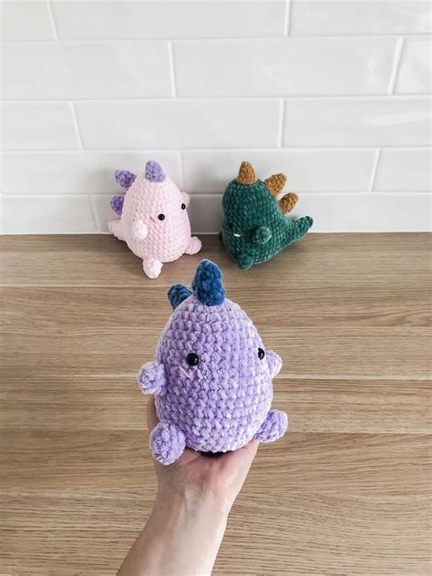 Rose and Lily Amigurumi: Crochet Chonky Dinosaur - Free Crochet Pattern