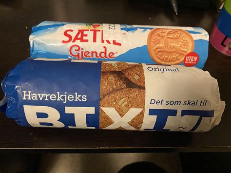 My first actual Norwegian snacks. Thanks Amazon! Chocolate coming later ...