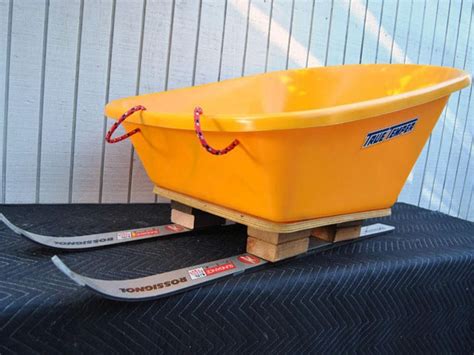 How to Build a Sled From a Pair of Old Skis and a Wheelbarrow | DIY