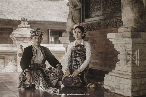 Balinese Classic Costume by Lilaartphoto | Bridestory.com