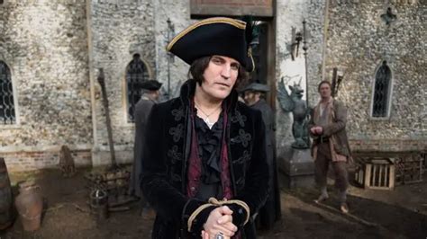 Noel Fielding to star as Dick Turpin in new Apple TV+ comedy series - Radio X