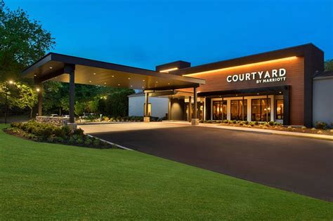 COURTYARD BY MARRIOTT LINCROFT RED BANK - Updated 2023 Prices & Hotel Reviews (NJ)