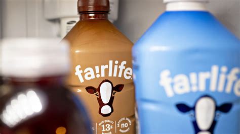 The 15 Best Milk Brands, Ranked