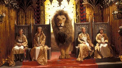 Geoffrey Burgon. The Chronicles of Narnia - Aslan's Theme. - YouTube