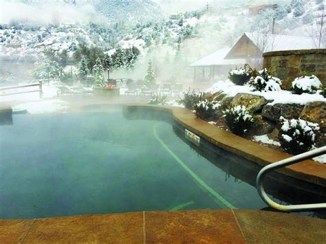 Iron Mountain Hot Springs - 16 Pools | Glenwood Springs