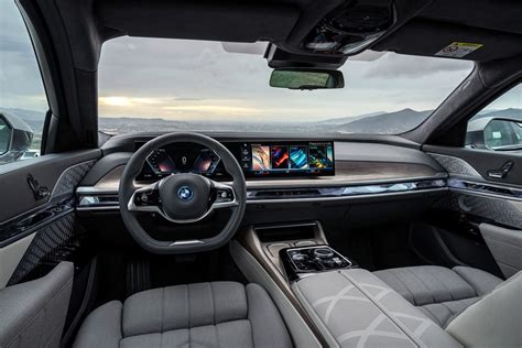 BMW i7 Interior: Explore the Luxury and Innovation