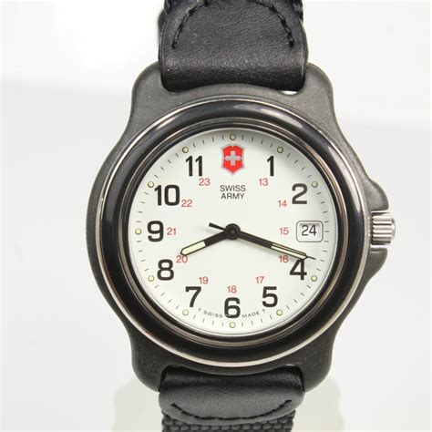 Mens Swiss Army Watch | Property Room