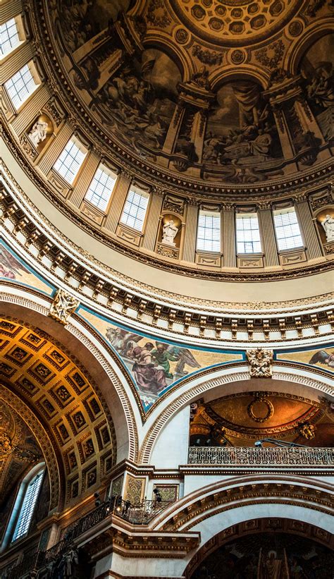 Download St. Paul's Cathedral Interior Dome Photography Wallpaper | Wallpapers.com