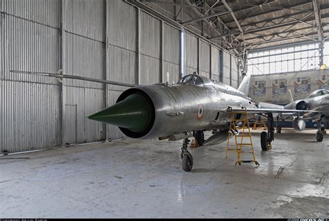 Mikoyan-Gurevich (Hindustan) MiG-21bis - India - Air Force | Aviation Photo #6075405 | Airliners.net