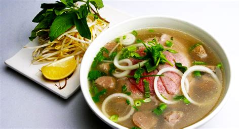 Phở – The essence of Vietnamese cuisine - Hanoi Travel Tour Guide