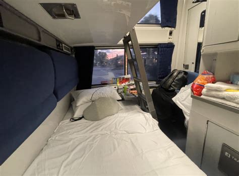 What Is The Difference Between A Roomette And Bedroom On Amtrak | www ...