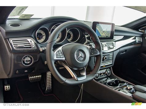 2016 Mercedes-Benz CLS 550 Coupe Dashboard Photos | GTCarLot.com