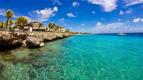 Bonaire: Shore Diving Paradise in Kralendijk, Caribbean Netherlands