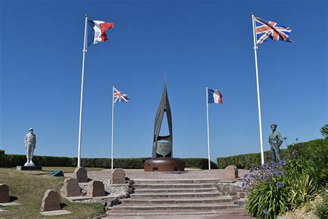 Flickriver: Photoset 'Sword Beach Memorials, 8-7-2022' by HawkeyeUK