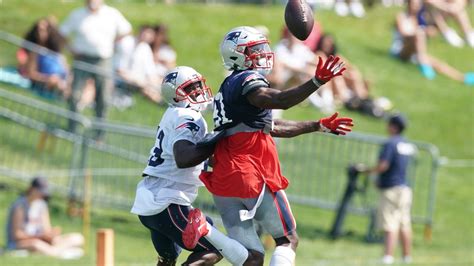 Photos: Wednesday's best from Patriots Training Camp