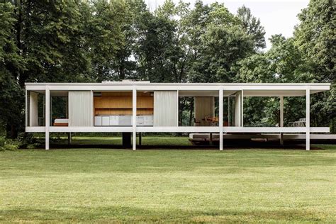 Farnsworth House Interior Bedroom