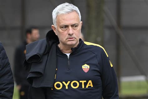 Reports: Mourinho Could Leave Roma This Summer - Chiesa Di Totti