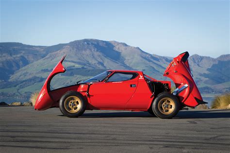 Lancia Stratos HF Stradale by Bertone