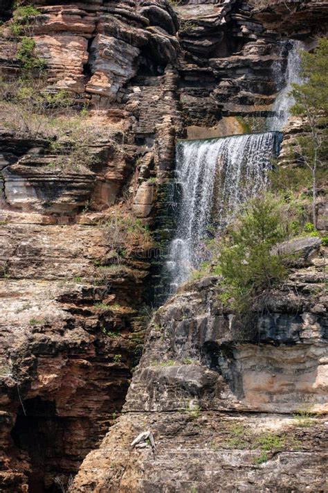 Waterfall in the Ozarks in Missouri Stock Image - Image of forests, dogwood: 174641903