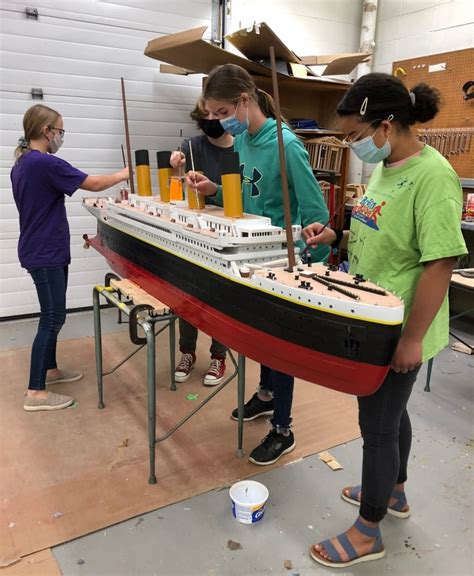 A lesson to remember: Sask. class builds and sinks 2.75-metre model Titanic | CBC News