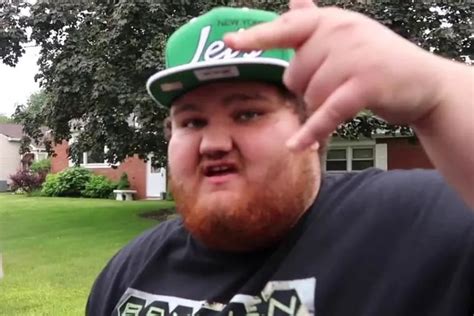 New Jersey social media star Young King Dave, who went viral for 'smoking doinks,' dies