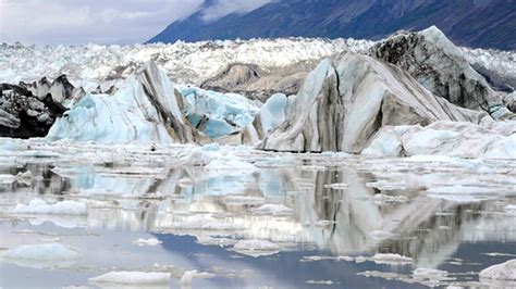 Scientist finds 1959 message in bottle showing the extent of glacial ...