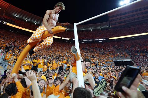 Tennessee Alabama 2022: The Vols won 52-49. Wow.