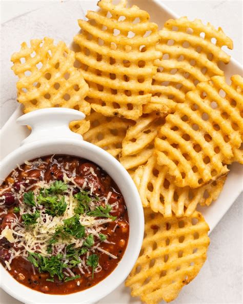 Meal Prep Veggie Chili and Waffle Fries | Cavendish Farms