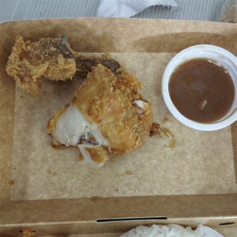 A Jollibee Customer Displeased with Delivered Chicken Joy | NewsFeed