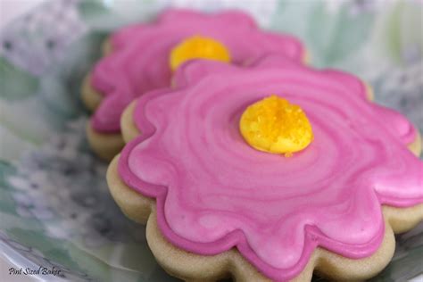 Spring Sugar Cookies - Pint Sized Baker