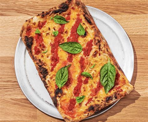 Vegan Food Near Me: From Detroit to New York-Style, 10 Vegan Pizzas You Have to Try | VegNews