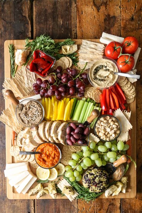 DIY Vegan Charcuterie Board (The Plant Philosophy) | Vegan cheese recipes, Easy cheese recipes ...