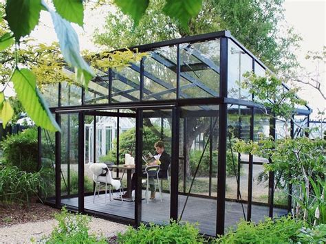 Janssens Modern Greenhouse | Greenhouse Emporium