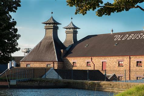 6 Things We Learned At The World’s Oldest Whiskey Distillery (Bushmills) | Ireland Before You Die