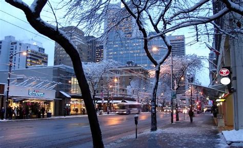 32 Spectacular Photos of Winter Wonderlands | City sidewalk, Downtown vancouver, Winter wonderland