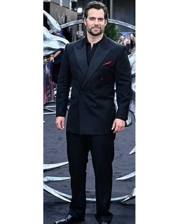 The Witcher premiere Henry Cavill Suit | California Outfits